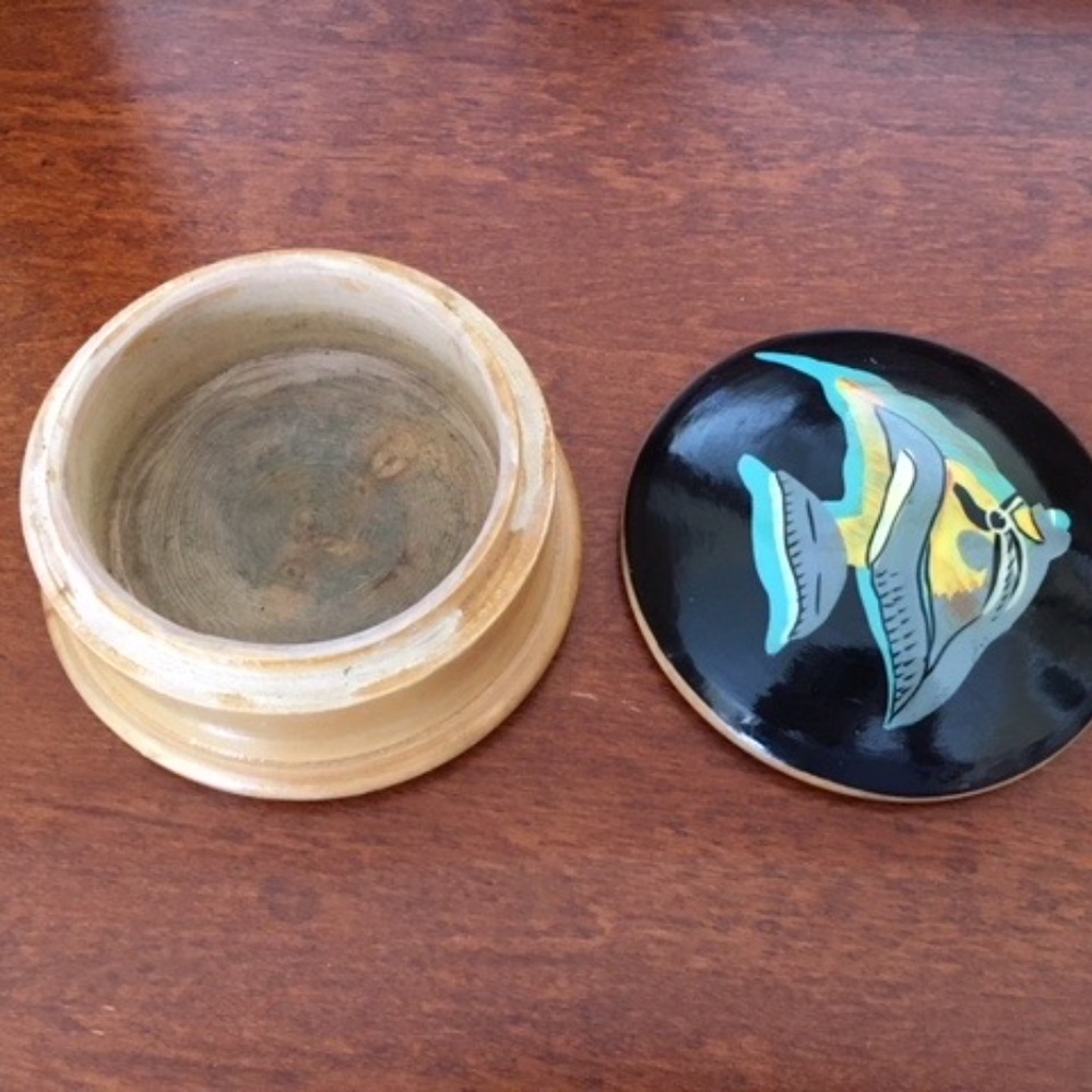 Container - Picture 4 of 4